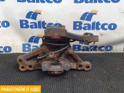 Кулак поворотный левый