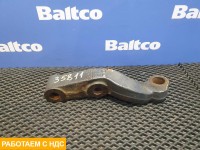 Кулак поворотный правый