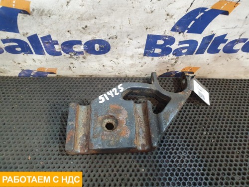 Опора переднего амортизатора левая