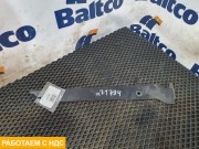 Накладка лобового стекла левая