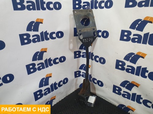 Кронштейн крепления крыла левый