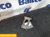 Кронштейн глушителя