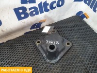 Кронштейн цилиндра подъема кабины