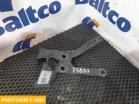 Кронштейн патрубков отопителя