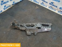 Кронштейн усилителя переднего бампера левый