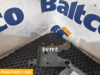 Кронштейн проводки левый