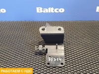 Кронштейн трубки гидроусилителя