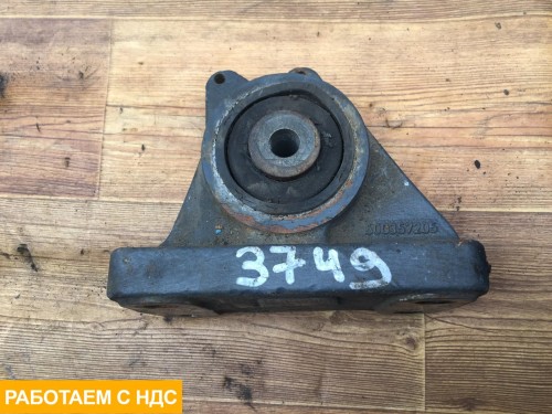 Кронштейн крепления торсиона правый